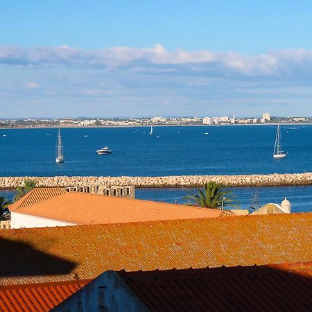 In The Old Town Close To The Beach Lagos Bagian luar foto