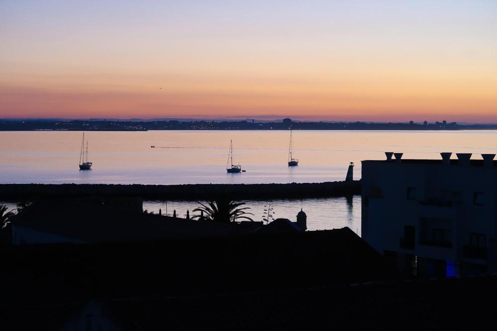 In The Old Town Close To The Beach Lagos Bagian luar foto